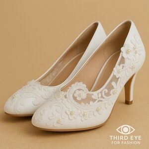 👰✨ Pearl Lace Bridal Heels Elegant Wedding Shoes Classic Mint Condition